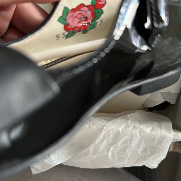 GUCCI - Picture 5 of 7